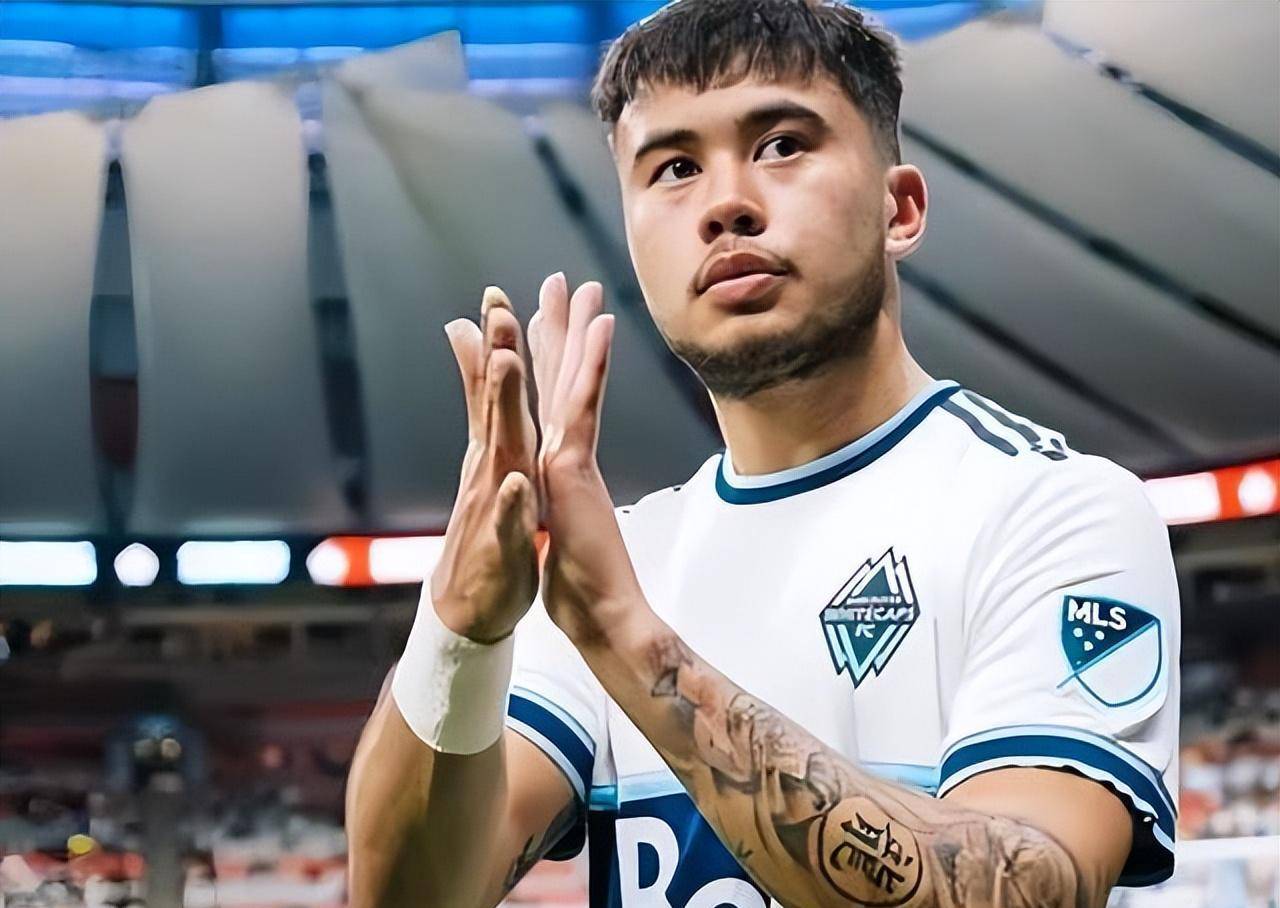 法国杯比赛中惊人的勺子点球引发门将愤怒 法国杯比赛中惊人的勺子点球引发门将愤怒